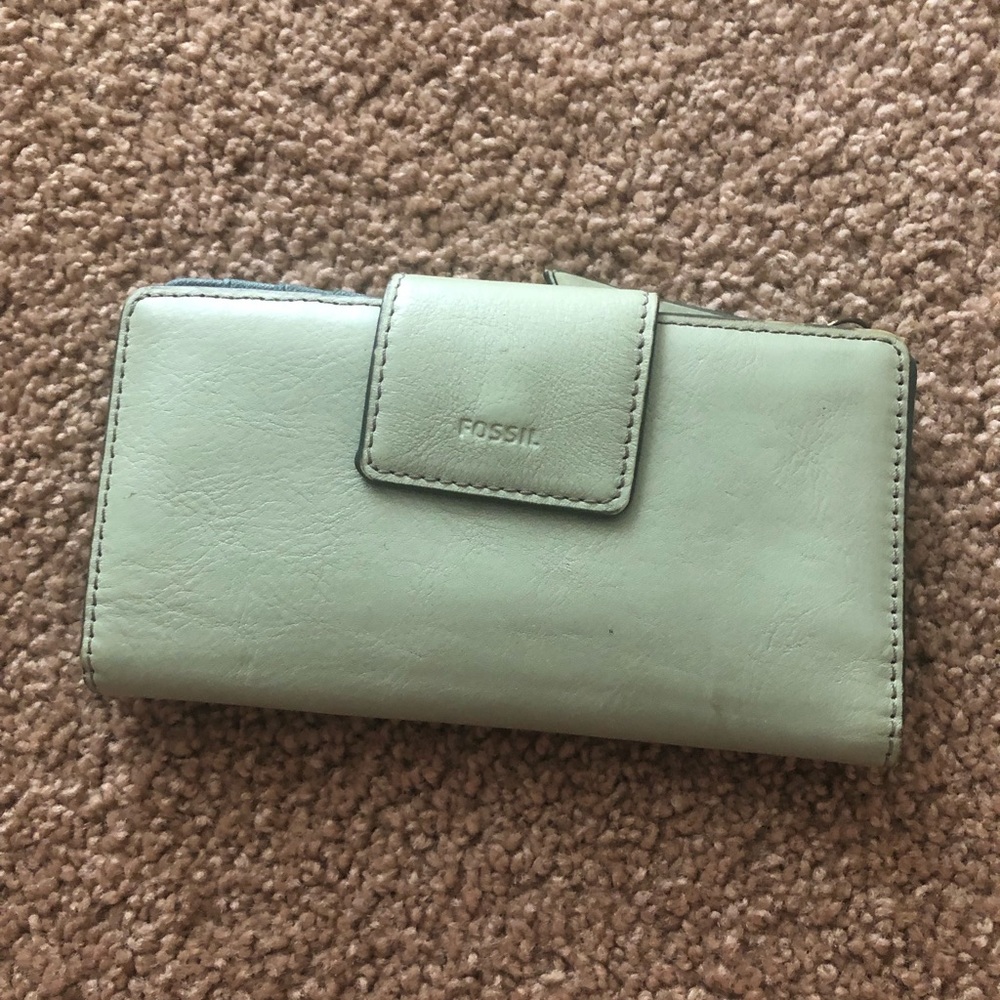 Fossil Wallet - image 1
